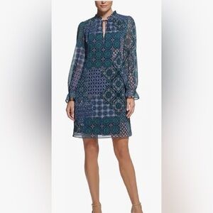 Jessica Howard Women's Mini Tile Print Chiffon Mock Neck Dress 16W